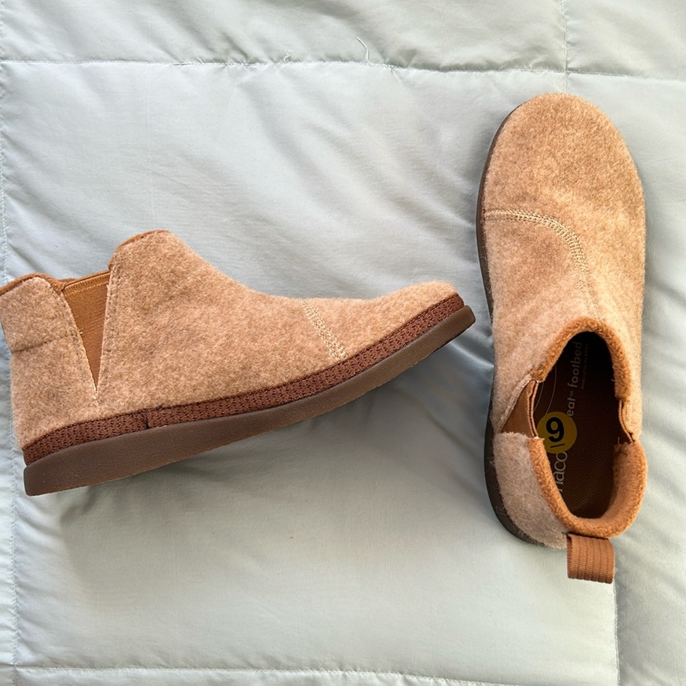 Chaco, Revel Chelsea Boot, size 9, women’s, NwithoutT